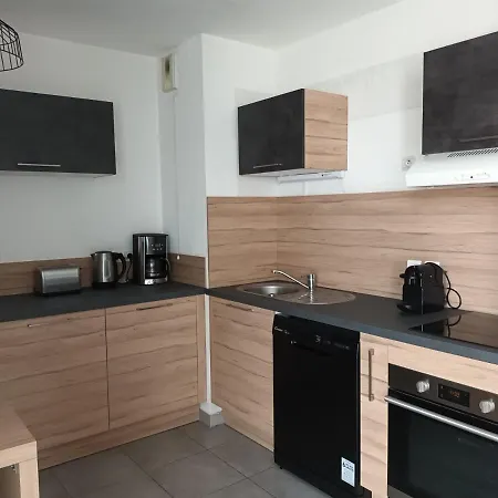 Superbe Et Parking Proche Du Centre Du Monde Perpignan